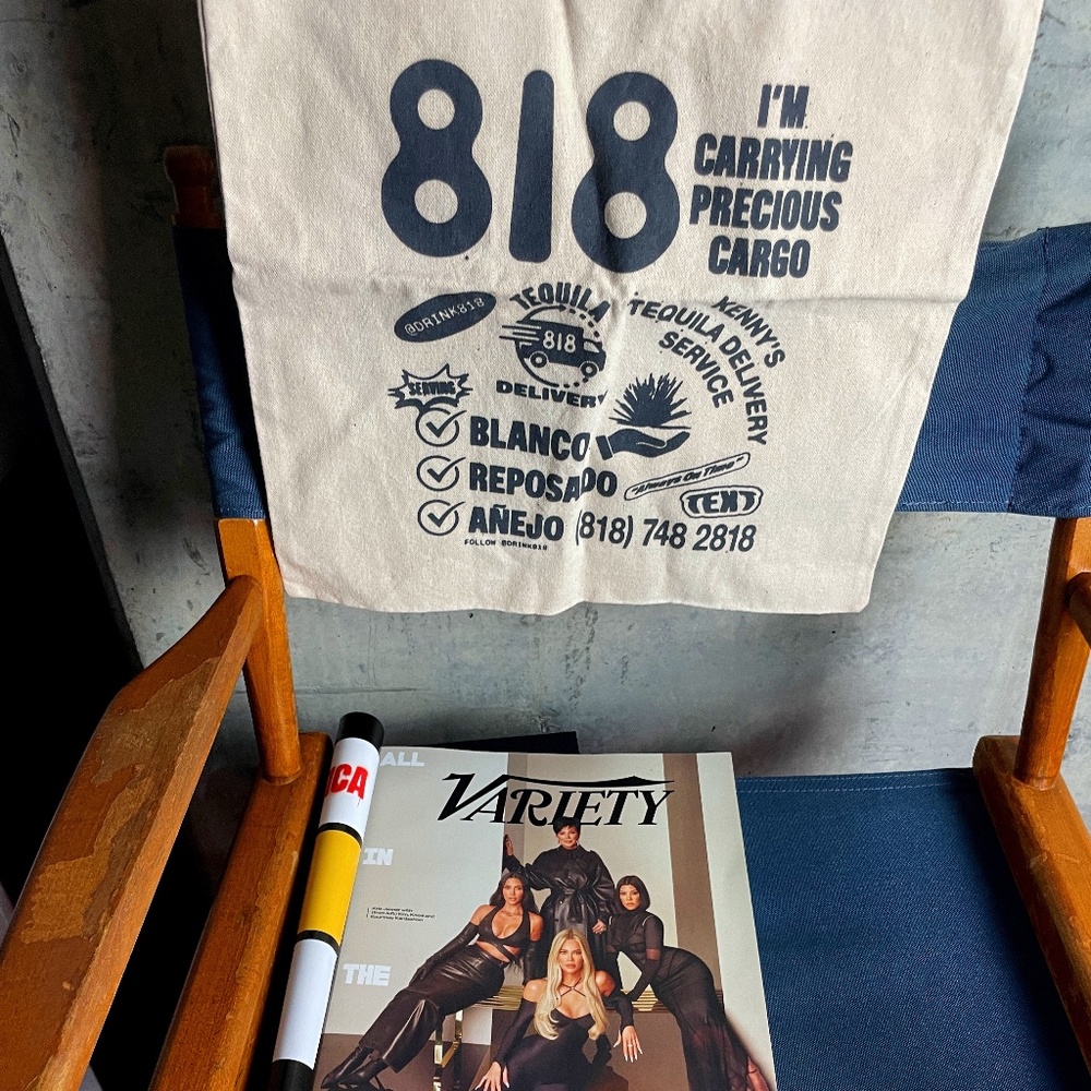 818 "Kendall Jenner"  TOTE  + Variety Magazine w/ KARDASHIANS